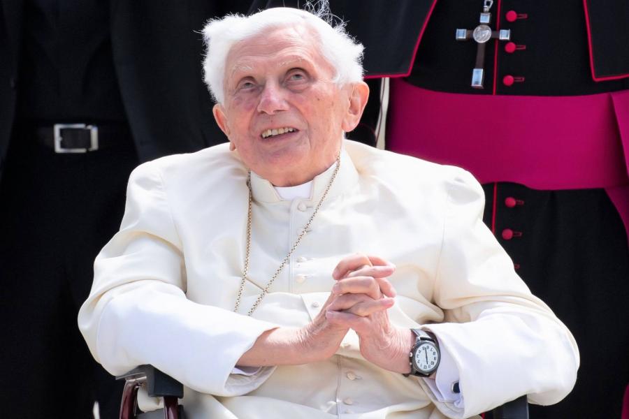 XVI. Benedek elismerte: hamisan nyilatkozott  a papok által elkövetett szexuális visszaélésekről szóló jelentés kapcsán