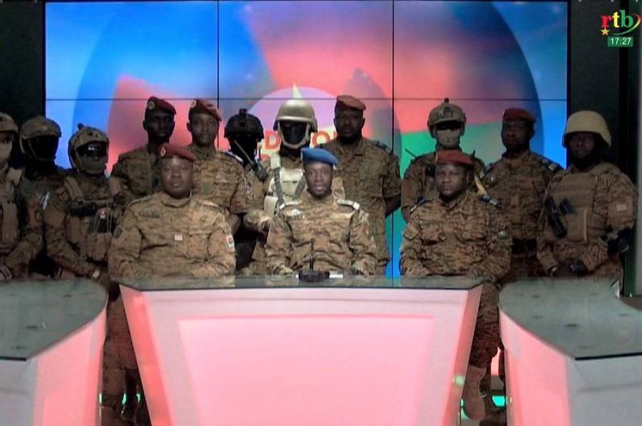 A Burkina Fasó-i hadsereg megbuktatta Roch Kaboré elnököt, és átvette a hatalmat