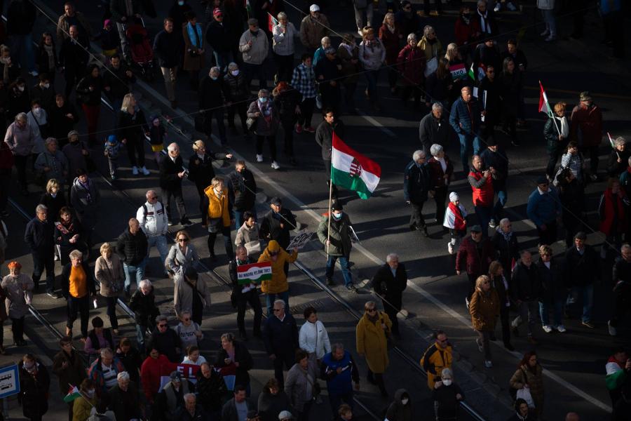 Závecz: Hibahatáron belül a Fidesz az ellenzéki összefogás előtt