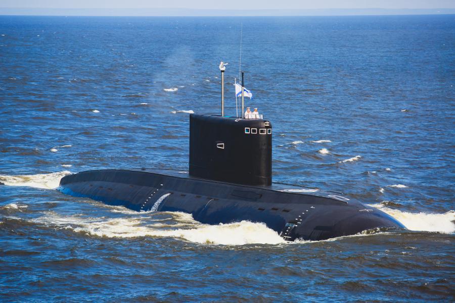Orosz atom-tengeralattjárók kezdenek hadgyakorlatba a Barents-tengeren 