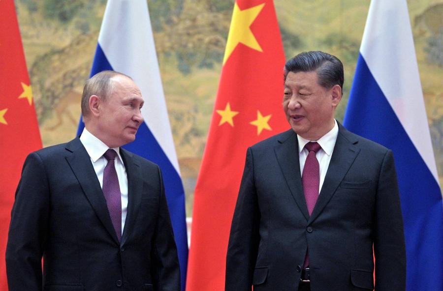 Peking felmondta az unalomig ismert paneleket, mikor megkérdezték tőle, valóban adna-e katonai eszközöket Oroszországnak 