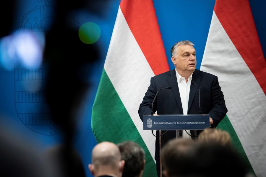 Orbán Viktor szerint izgalmasabb lett a kampány, ő próbál őszintén beszélni a nehéz kérdésekről