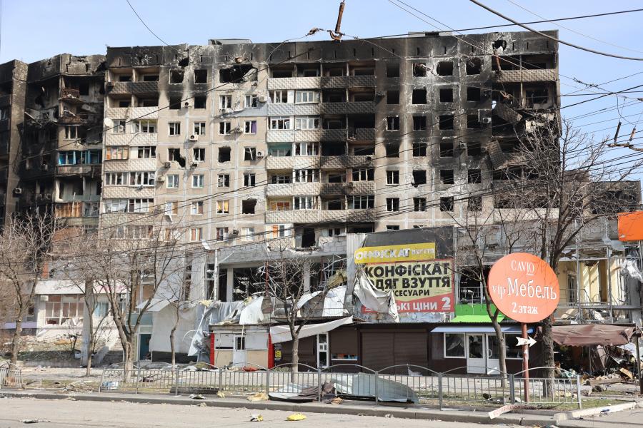 Pénteken folytatódnak az ukrán-orosz béketárgyalások, Volodimir Zelenszkij minden négyzetméterért kemény harcot ígér