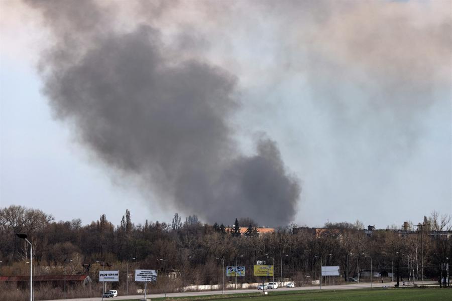 Rakétákkal lőtték az oroszok Dnyipropetrovszk megyét, a dnyiprói repülőtér megsemmisült