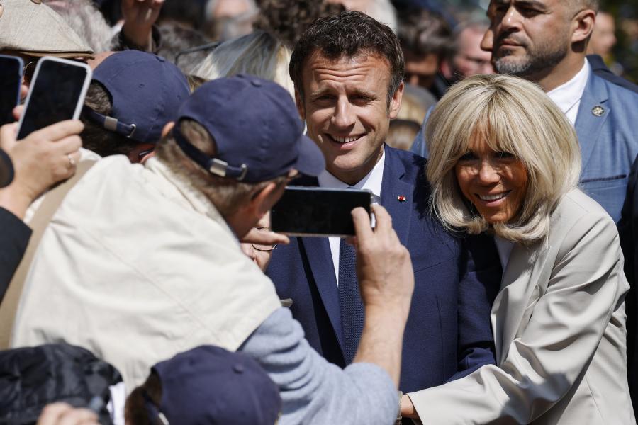 Itt az előrejelzés, Emmanuel Macron megnyerte a francia elnökválasztást Marine Le Pen ellen