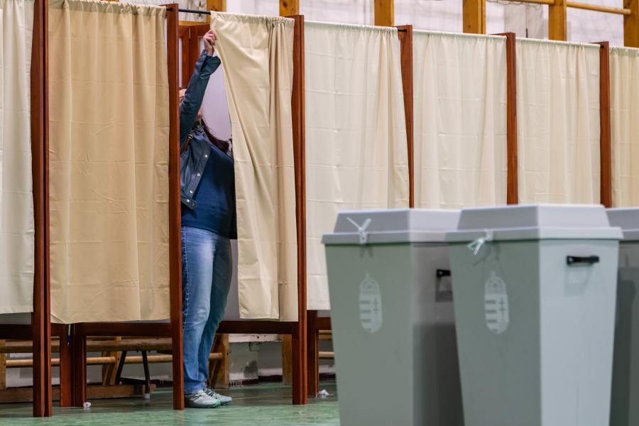 A választási csalás – Ha az EU nem tesz semmit, a 2024-es EP-választáson is ugyanígy eltorzítja majd a magyar szavazatokat az orbáni gépezet