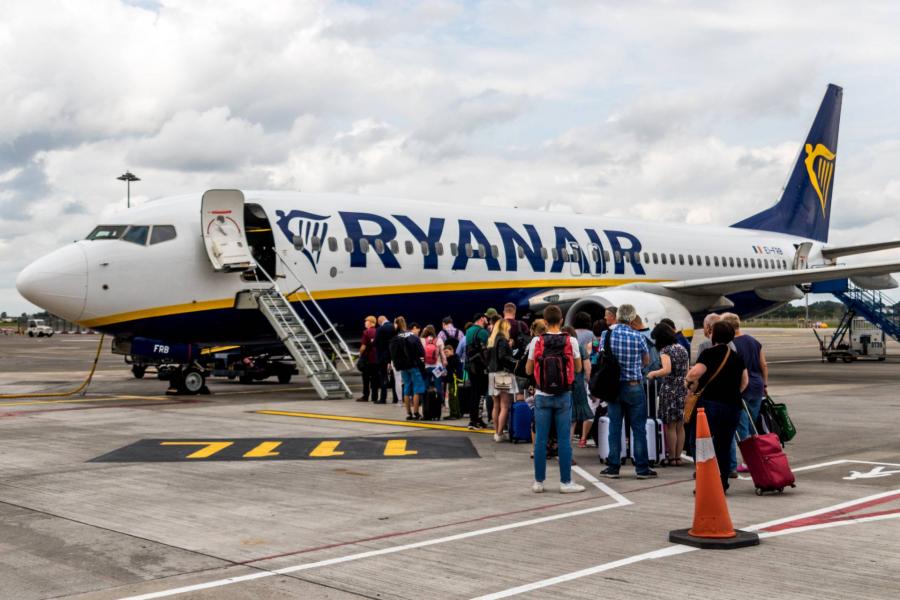 Saját hibája miatt vasalt be súlyos összegeket utasain a Ryanair