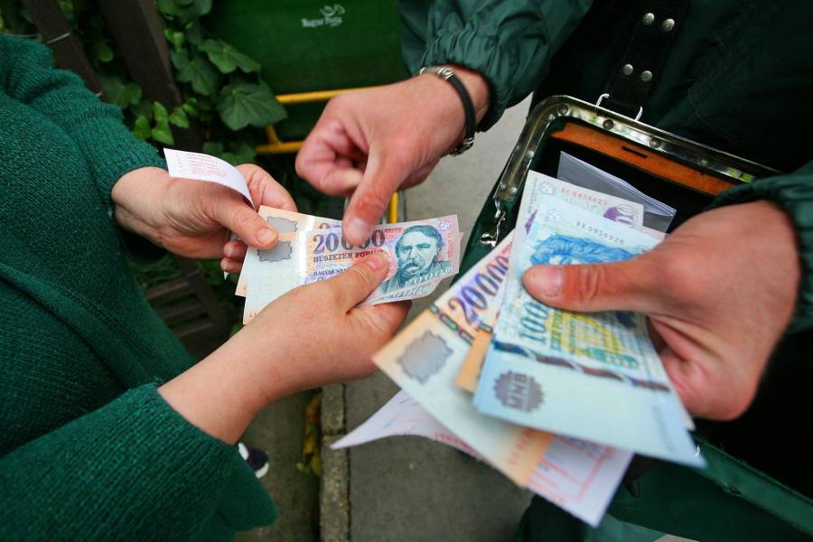 Kész a javaslat, bevezetnék a szülői nyugdíjat Magyarországon