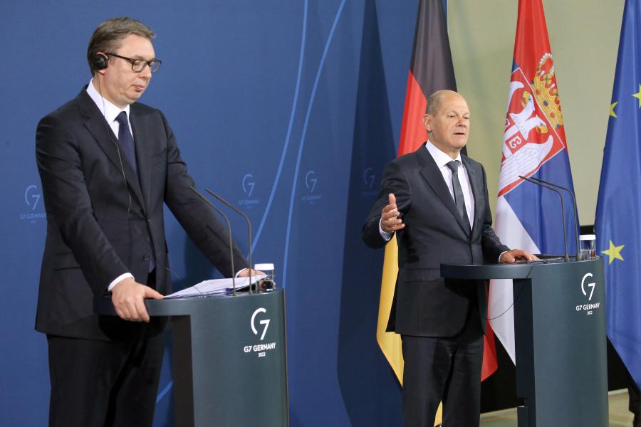 Hatalmas kihívás vár a szerb elnökre, ha valóban Brüsszelt választja Moszkva helyett