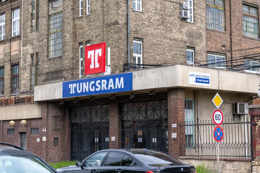 Tungsram-leépítés: a szakszervezet az egyeztetésben hisz Újpesten, hiába teszi politikai vita tárgyává azt Wintermantel Zsolt
