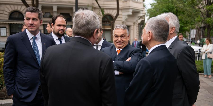 Erősen kezdett a magyar gazdaság, de nem csoda: az Orbán-kormány a választások előtt minden idők legnagyobb költségvetési osztogatását hajtotta végre