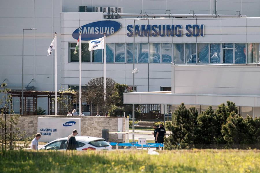 Hónapok óta vár több tucat magyar beszállító a pénzére a gödi Samsungnál