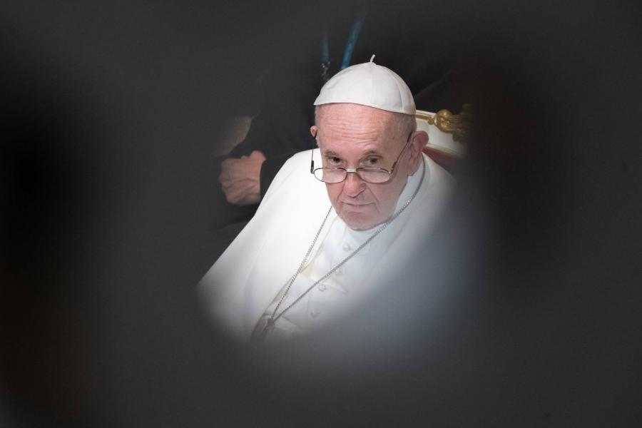 Mostantól nők is kerülhetnek vezető pozícióba a Vatikán kormányában