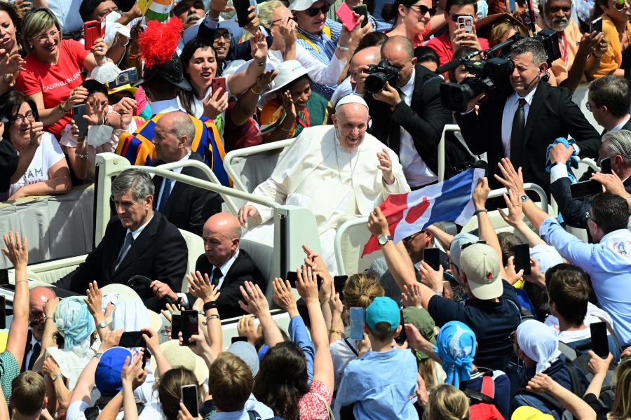 Tényleg lemond Ferenc pápa?