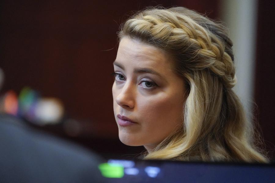 A bíróság elutasította Amber Heard kérelmét, nem tárgyalják újra a Johnny Depp által elindított rágalmazási pert