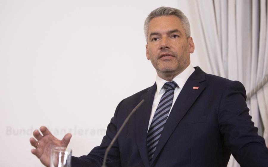 Támogatja az uniós áramársapka bevezetését az osztrák kancellár