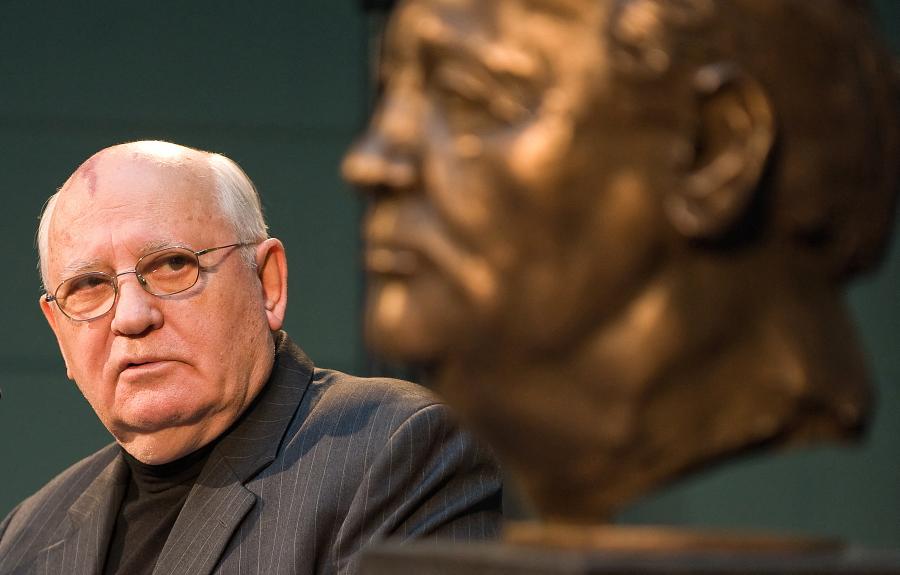 Mihail Gorbacsov élete képekben