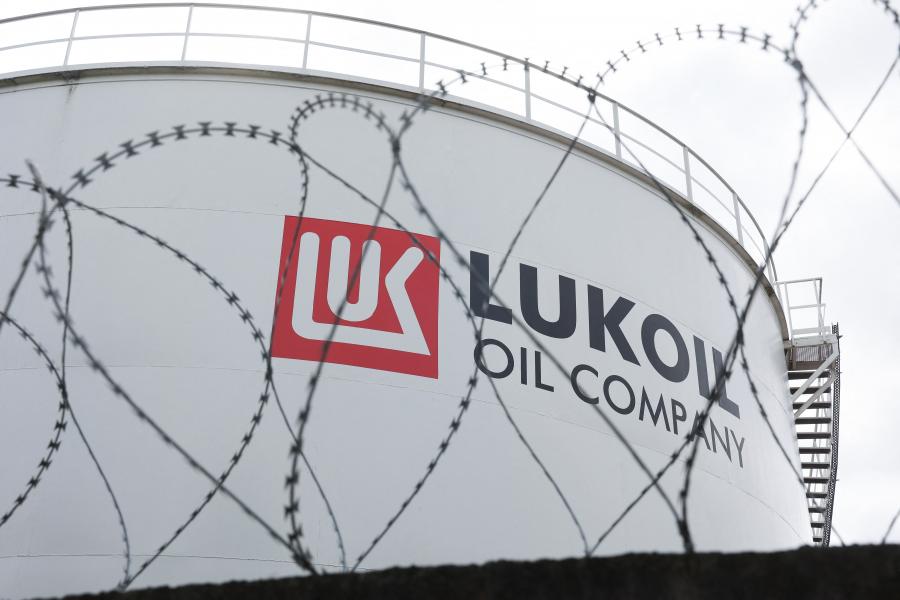 Rejtélyes körülmények között kizuhant egy kórház hatodik emeleti ablakából a Lukoil igazgatótanácsának elnöke