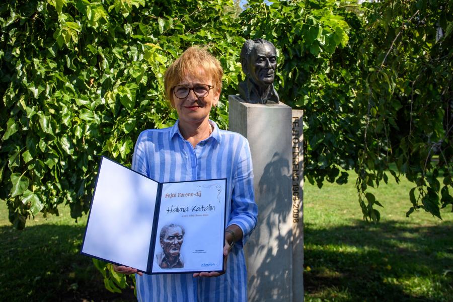 Halmai Katalin kapta 2022-ben Fejtő Ferenc-díjat