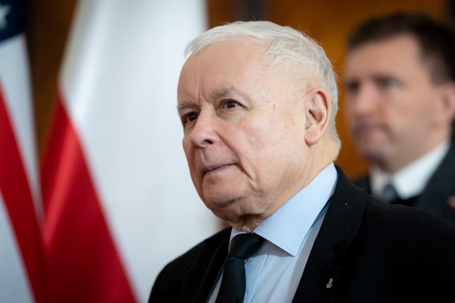 Átírja a történelmet a Kaczynski-féle lengyel kormánypárt, új tantárggyal váltották fel az eddigi állampolgári ismereteket
