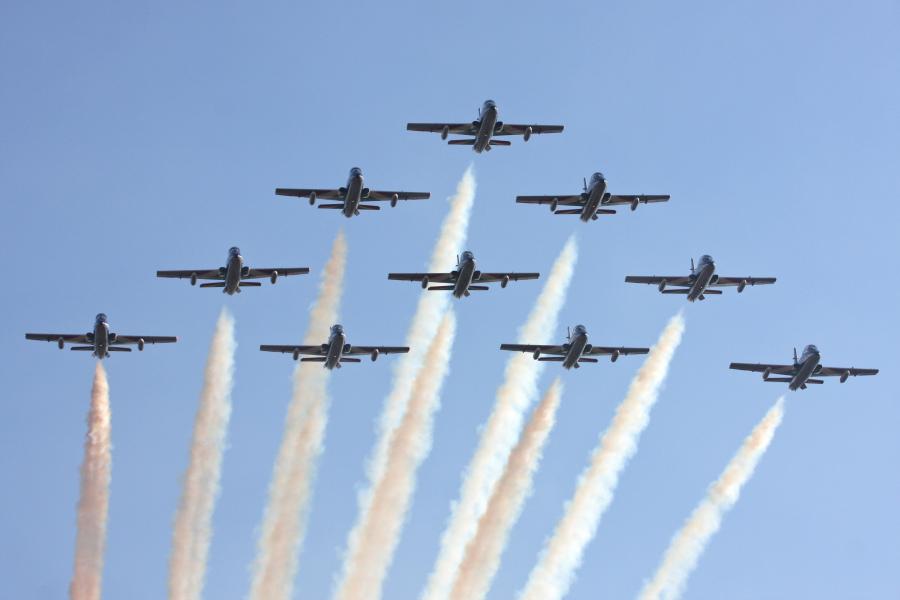 Magyarországon soha nem látott éjszakai látványrepüléssel kezdődik pénteken a Szeged International Airshow