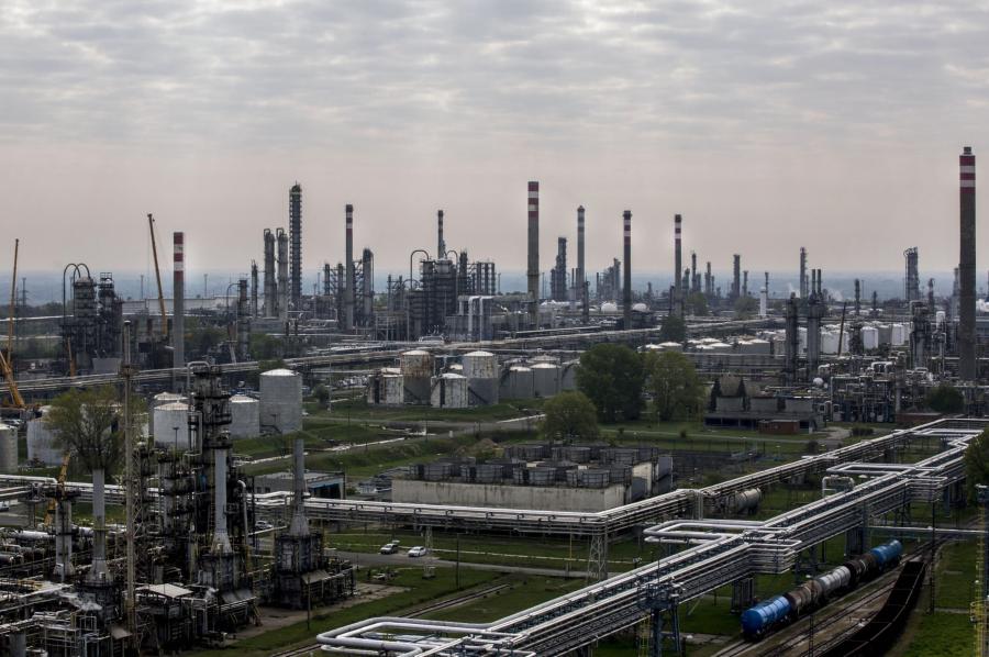 Mol: ismét teljes kapacitással gyártja az üzemanyagot a Dunai Finomító