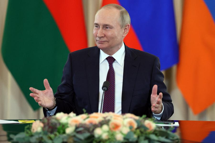 Vlagyimir Putyin: Le kell zárni a hegyi-karabahi konfliktust