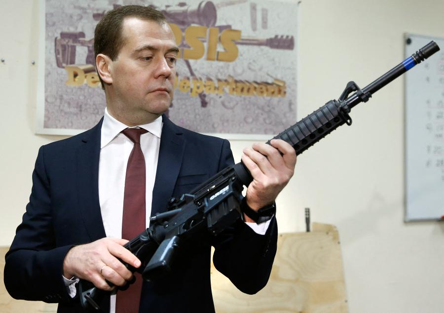 Dmitrij Medvegyev: Az ukrán nukleáris programmal való fenyegetőzés miatt volt szükség a „különleges katonai műveletre” 