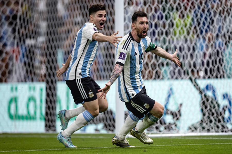 Két hatalmas góllal Argentína elintézte Mexikót