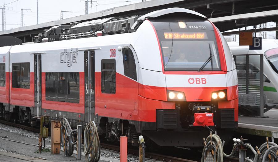 Hétfőn leáll a vonatközlekedés Ausztriában a vasutasok sztrájkja miatt