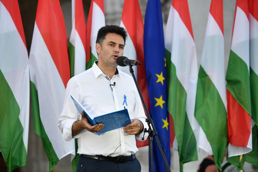 Azt hitték a gyerekek, hogy Orbán Viktortól kapnak mikuláscsomagot, de Márki-Zay Péter volt az
