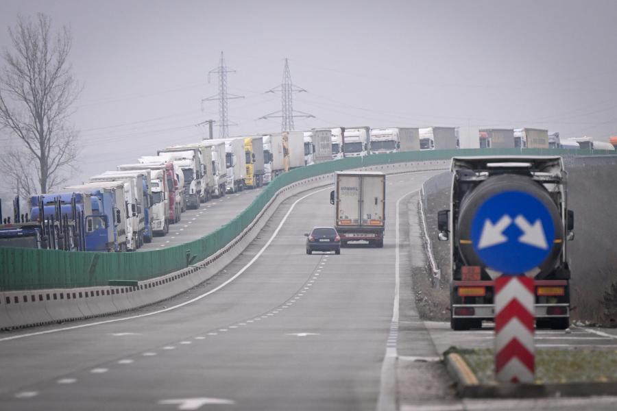 Horvátország megkapta a zöld jelzést, Romániát és Bulgáriát most sem engedték be a schengeni övezetbe