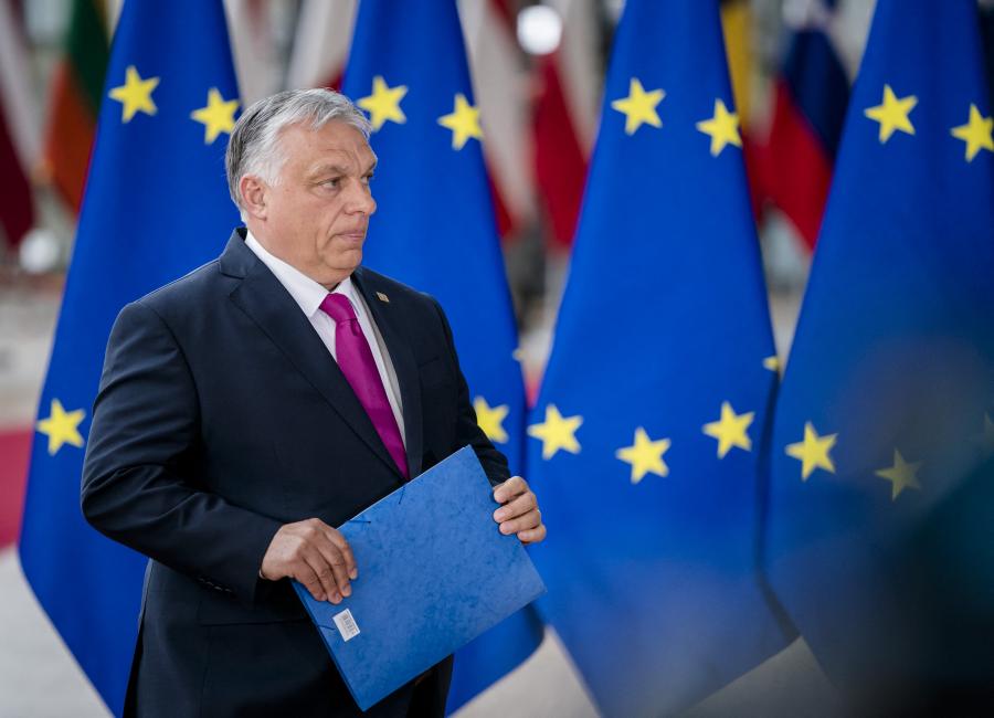 Az Orbán-kormány mindenben engedett Brüsszelnek, hogy hozzájusson az uniós pénzekhez, de így is felfüggesztenek 6,3 milliárd euró támogatást