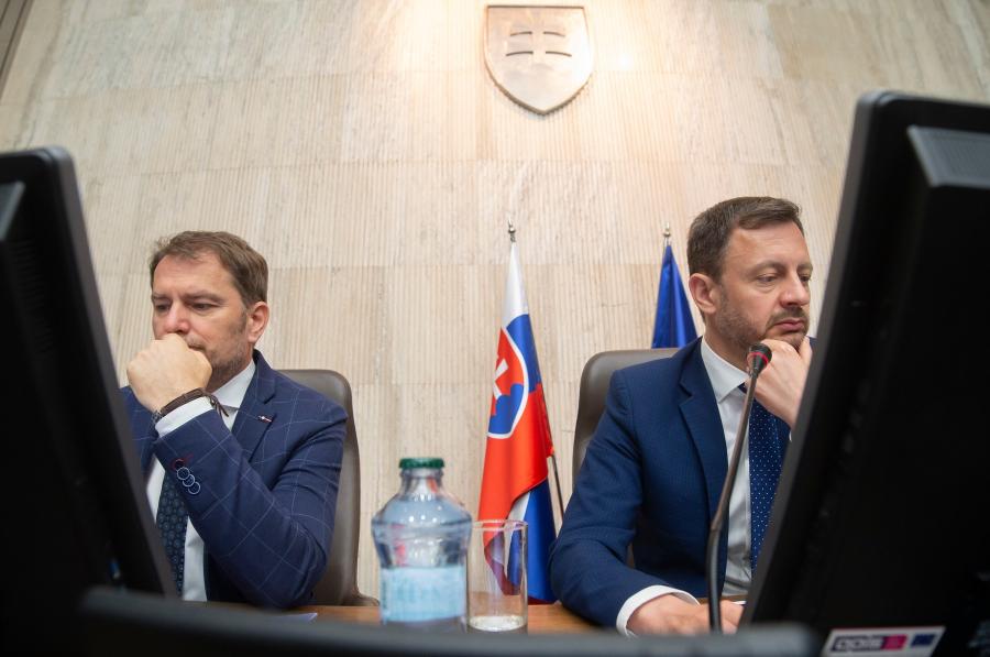 Megbukott a szlovák kormány