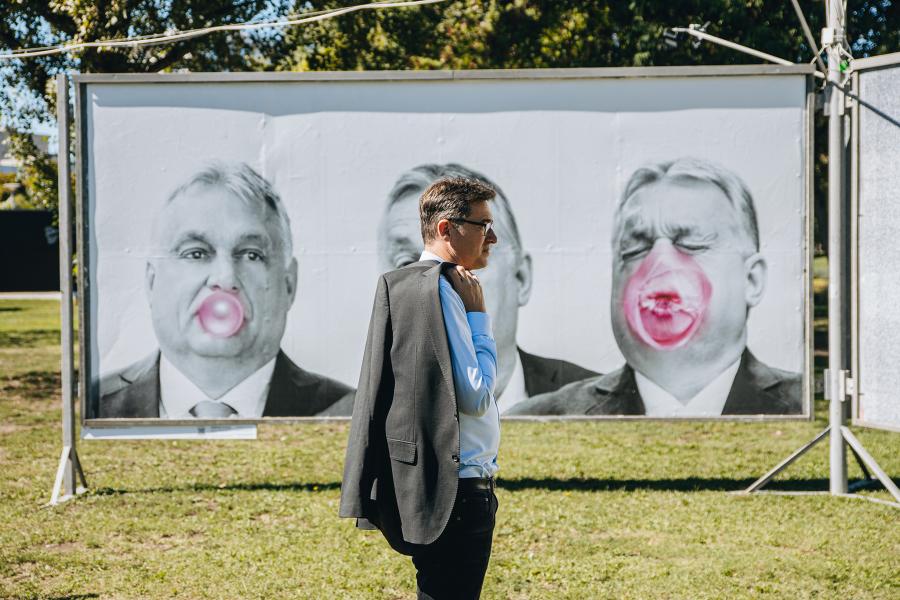 Orbán Viktor rágózott, valaki meg leírta, hogy belehal, milyen szabad ország ez – Galéria a Népszava legjobb képeiből I.