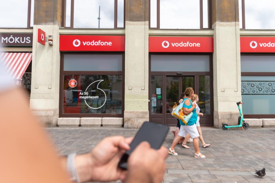 660 milliárd forintért vásárolja meg a Vodafone-t a NER és a magyar állam