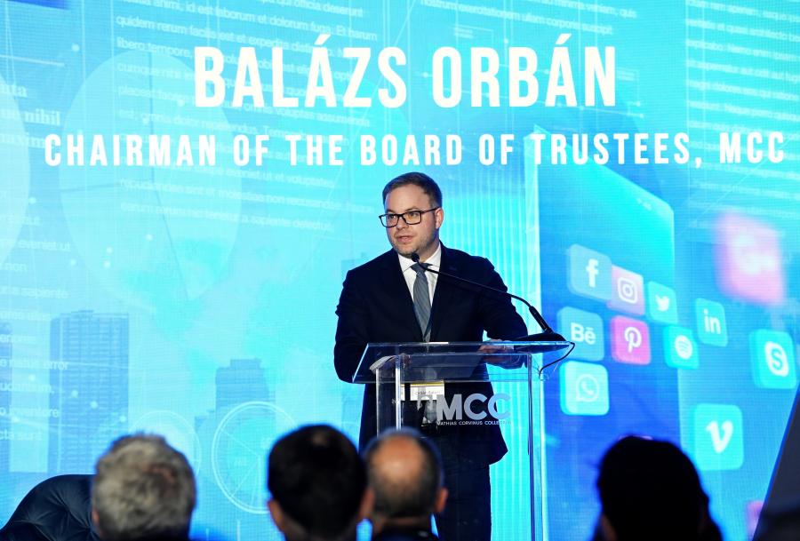 Orbán Balázs: Aki uralja egy adott ország médiáját, az uralja az országot