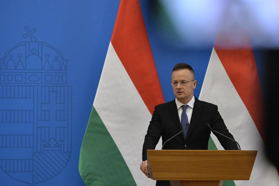 Szijjártó Péter: Magyarország senkivel sem áll háborúban 