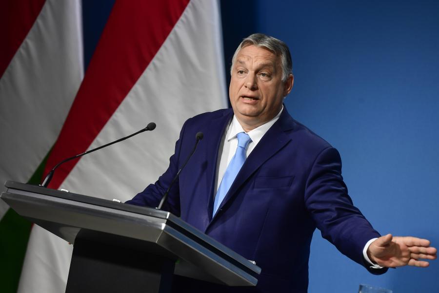 Orbán Viktor számláján váratlanul megjelent 14 millió forint
