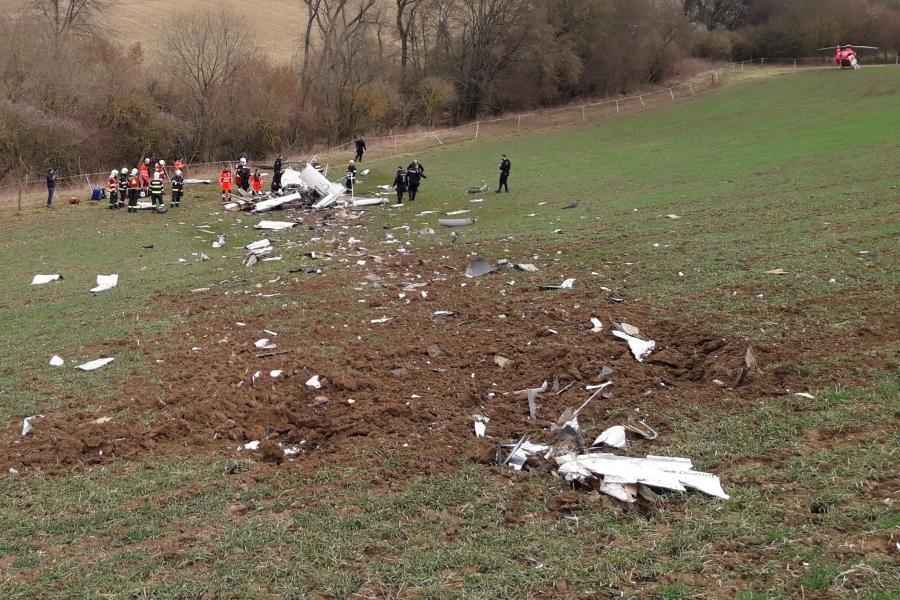 Négy emberrel a fedélzetén lezuhant egy kisrepülőgép a szlovákiai Trencsénsztankócnál, mindenki meghalt