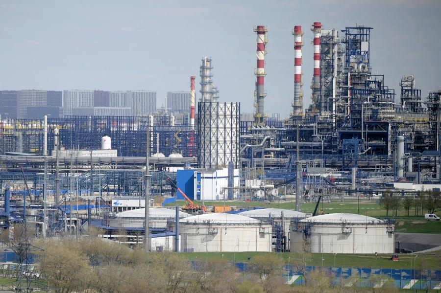 Oroszország leállította az olajszállítást Lengyelországnak
