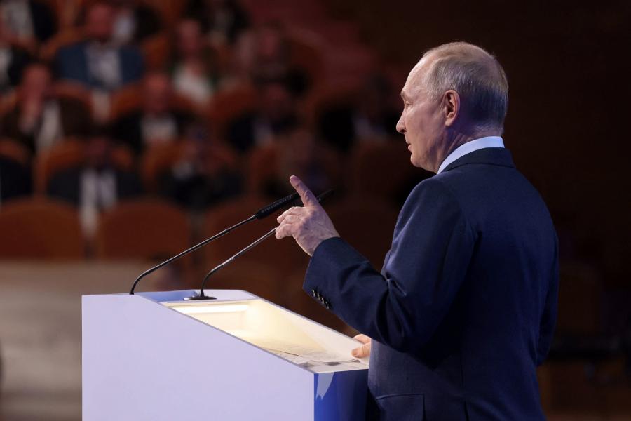 Putyin kiadta az ukázt az orosz milliárdosoknak: előbb a hazaszeretet, aztán a profit 