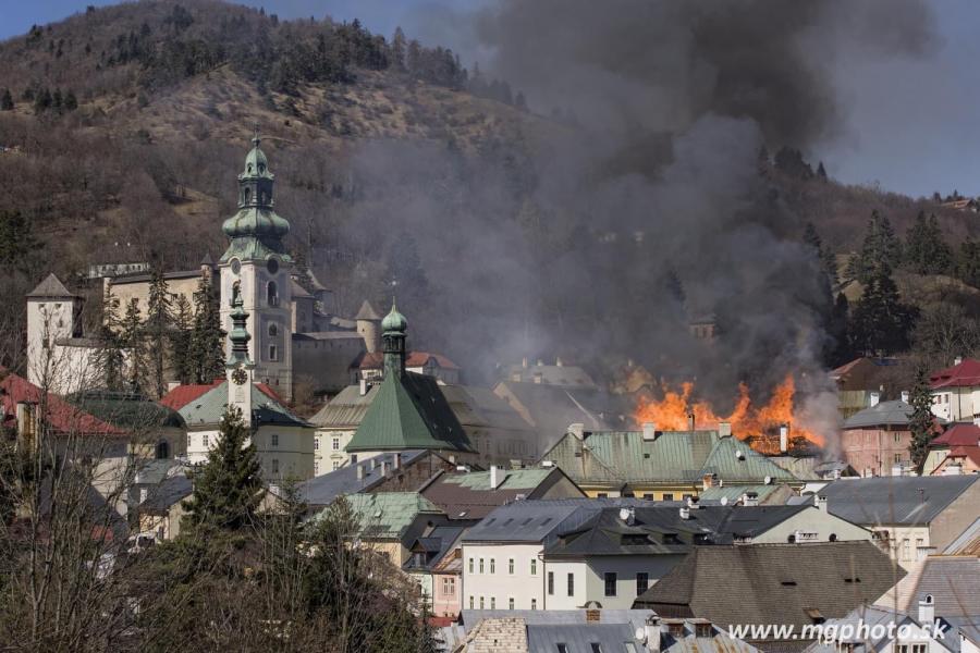 Hatalmas tűz pusztított Selmecbánya világörökségi részén, több történelmi épület megrongálódott 