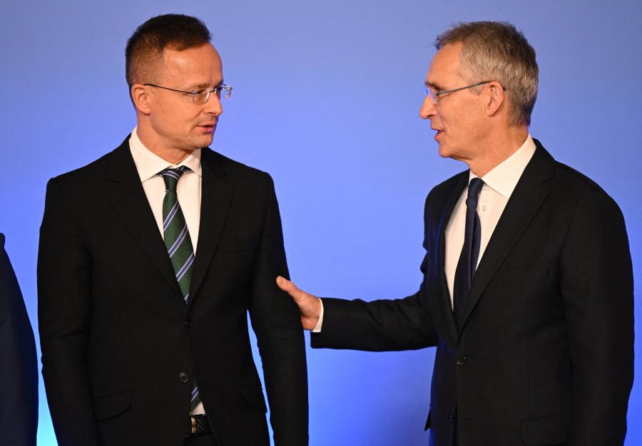 „A NATO vezetése megelégelte azt a politikát, amit a Fidesz, Orbán Viktor és Szijjártó Péter képviselt”