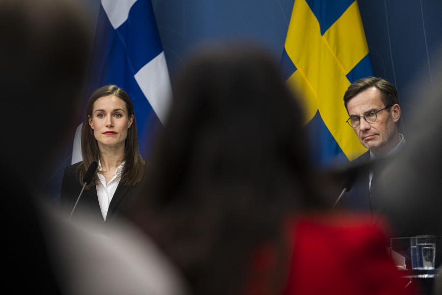 A svéd baloldalnak kedvez a Fidesz az időhúzással a NATO-csatlakozás ügyében