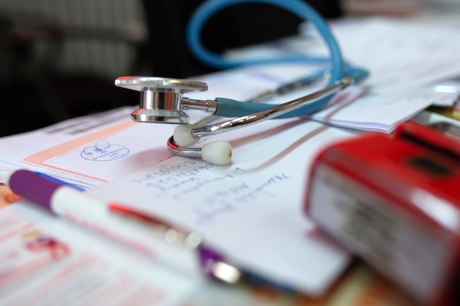 A Magyar Orvosi Kamara szerint nem oldja meg az alapproblémát a háziorvosok kompenzációs pénze 
