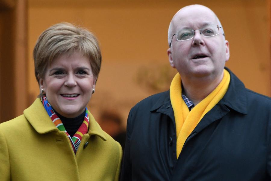 Eltűnt 600 ezer font, letartóztatták a volt skót első miniszter férjét