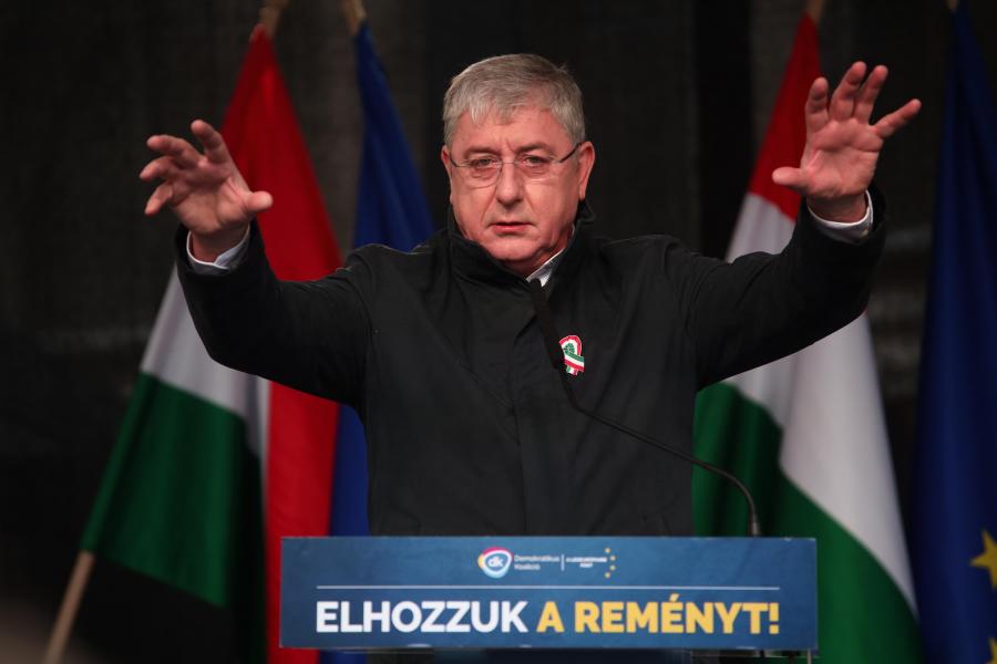 Gyurcsány Ferenc: "tessék egy jobb országot csinálni és elmegyek a francba"