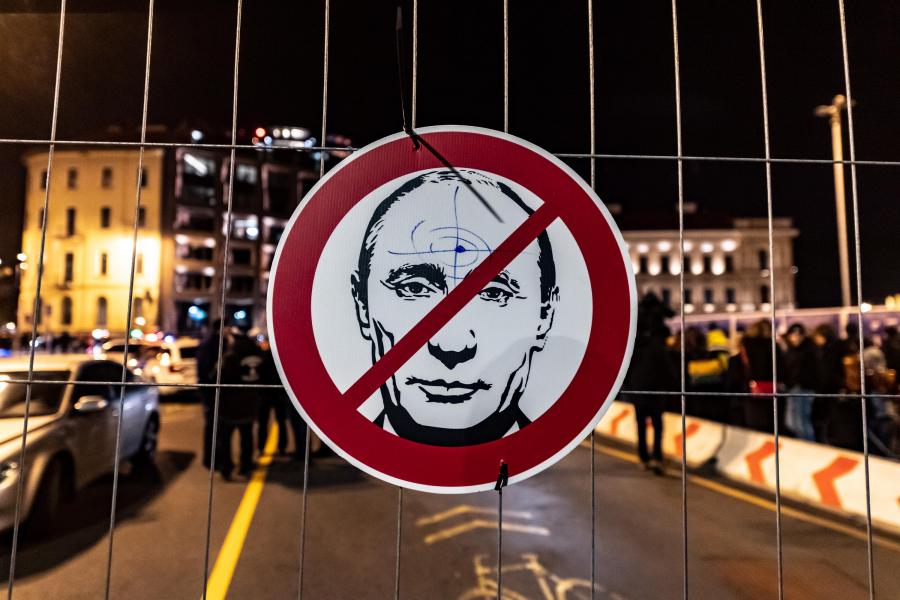 Ausztria semleges, de Vlagyimir Putyint letartóztatnák, ha az ország területére lép