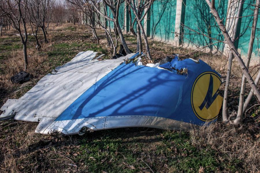 Börtönre ítélték Iránban a Teherán felett elhaladó ukrán utasszállító repülő lelövéséért felelős katonákat